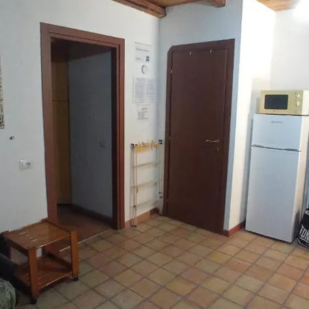 Alloggio Rustico Marcinno' * Кальтаджироне