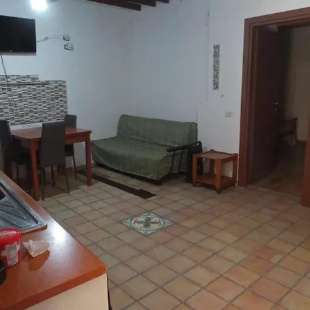 Apartment Alloggio Rustico Marcinno'
